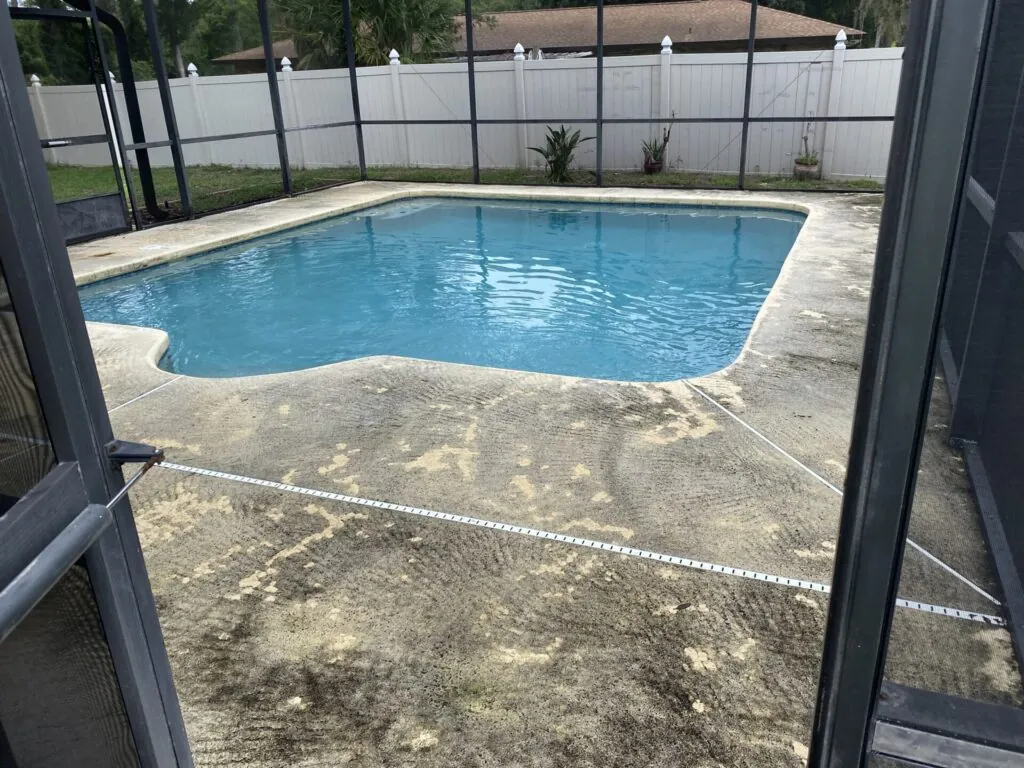 Screen Room Cleaning project photo 5 by Wash and Go